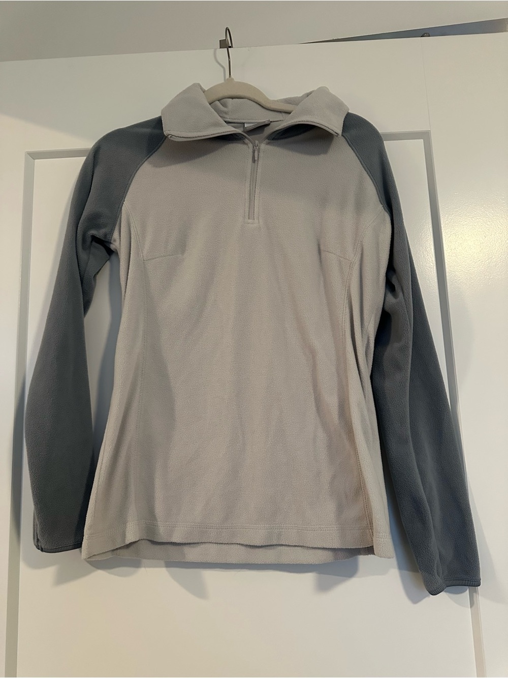 Women’s Columbia Half-Zip Fleece Pullover - Light Gray with Dark Gray Sleeves